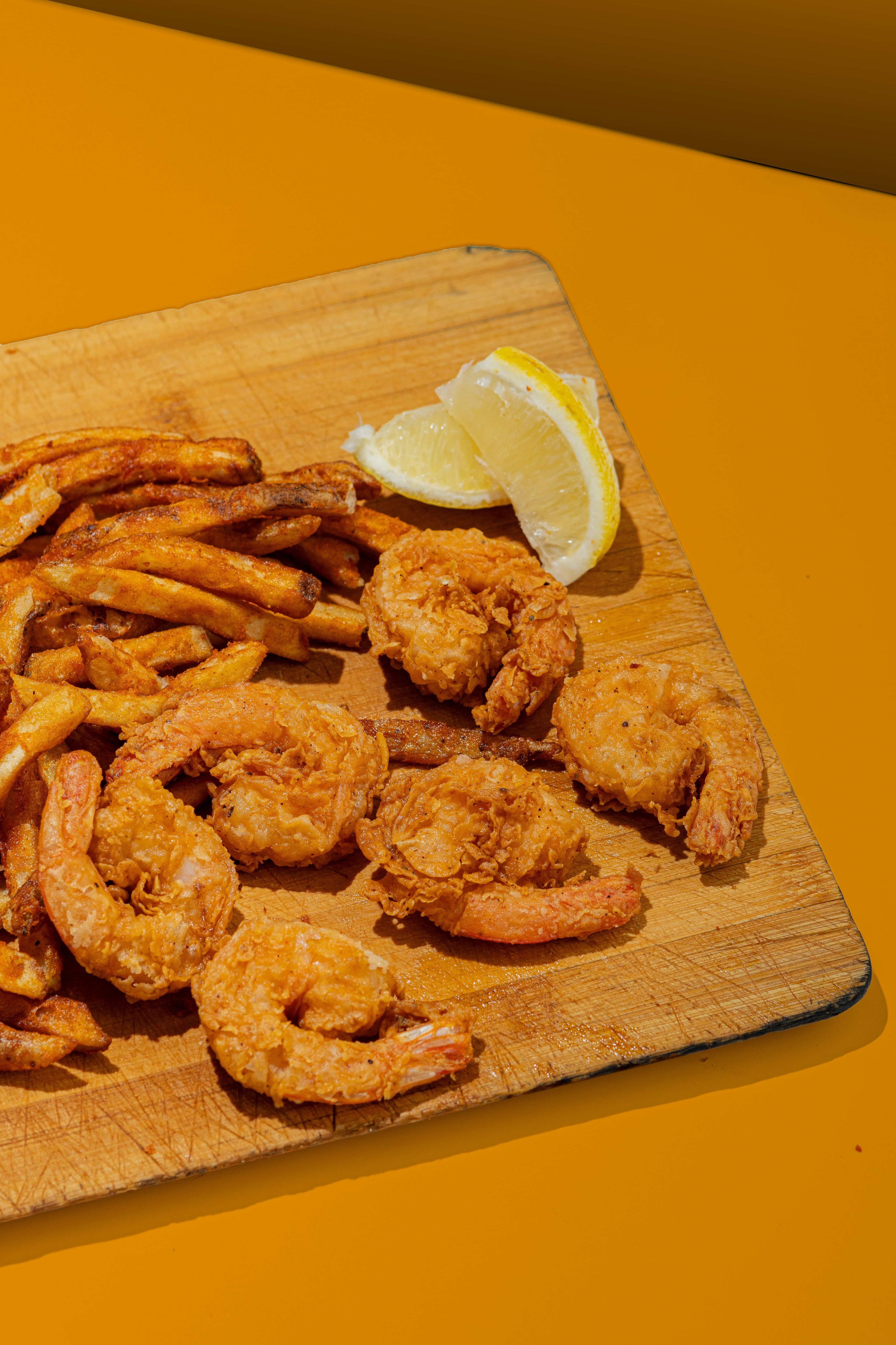 CRISPY FRIED SHRIMP PLATTER